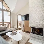 Host2u Penthouse Sauna, Jacuzzi, Fireplace * بانسكو