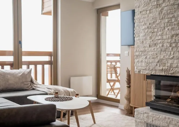 Host2u Penthouse Sauna, Jacuzzi, Fireplace Apartmán *