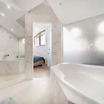 Host2u Penthouse Sauna, Jacuzzi, Fireplace Apartamento