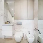 Host2u Penthouse Sauna, Jacuzzi, Fireplace Apartamento