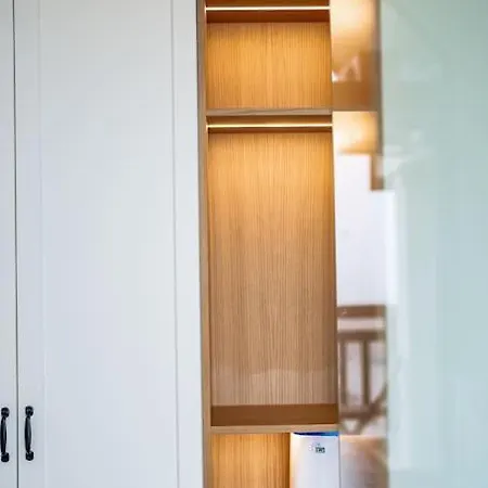 Host2u Penthouse Sauna, Jacuzzi, Fireplace * 반스코