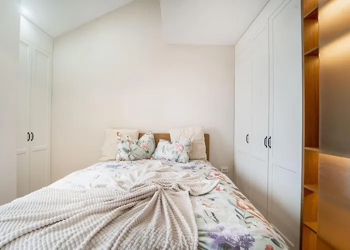 Apartament Host2u Penthouse Sauna, Jacuzzi, Fireplace