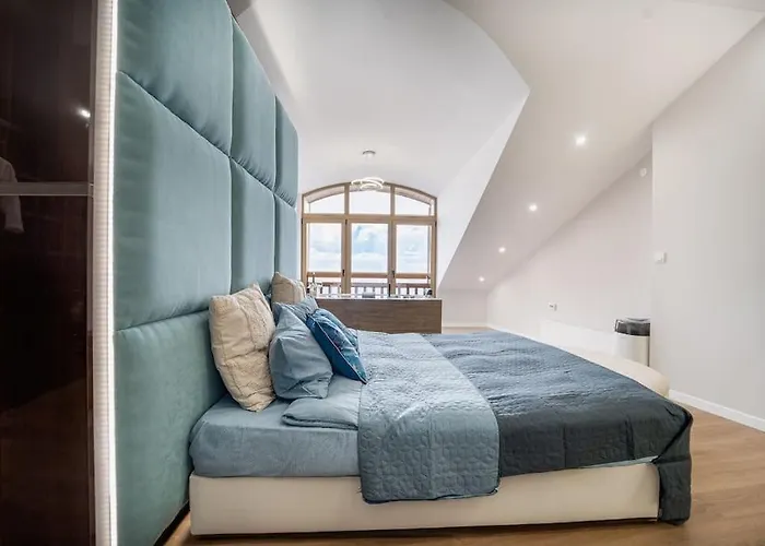 Apartament Host2u Penthouse Sauna, Jacuzzi, Fireplace *